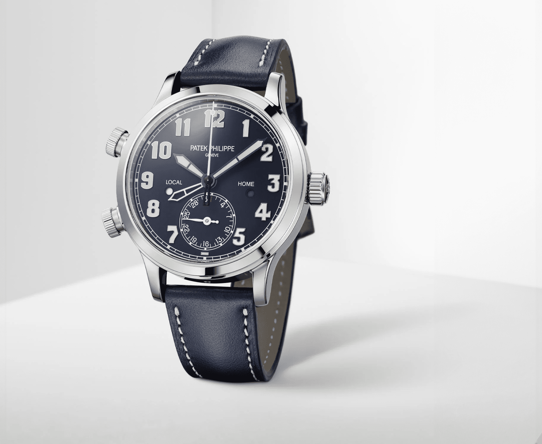 Montre Patek Philippe Complications Calatrava Pilot Travel Time référence 7234G-001